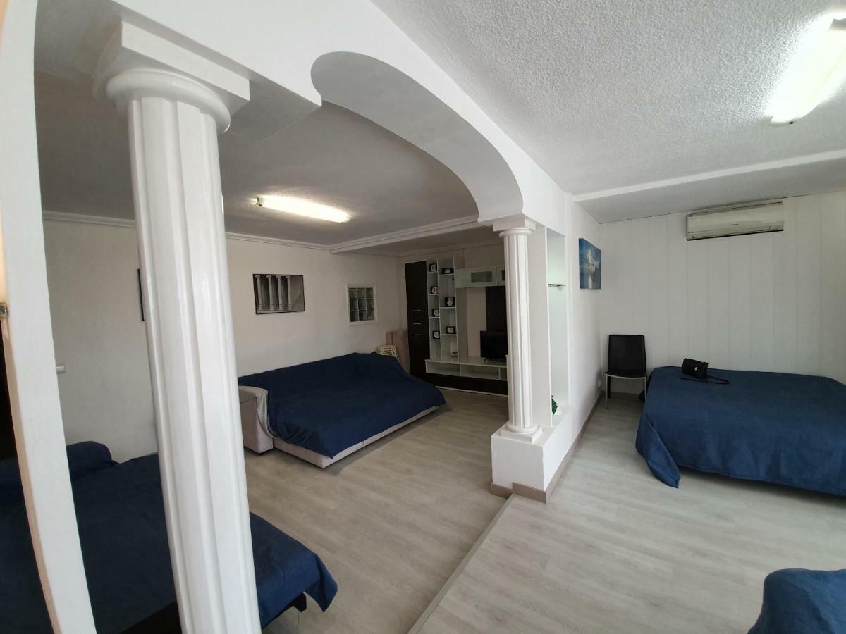Valeria 14 Personas Appartement